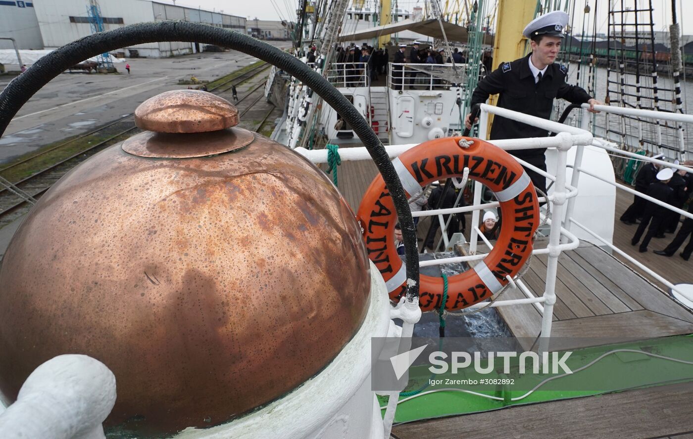 Kruzenshtern bark sails off for the first voyage in the new navigation season