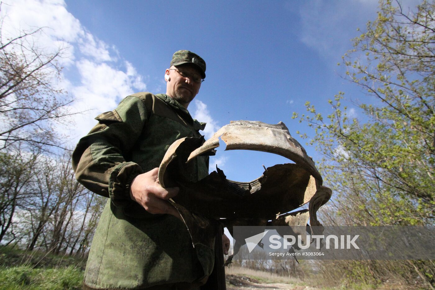 OSCE representatives in Ukraine on site of explosion of OSCE car in Lugansk Region