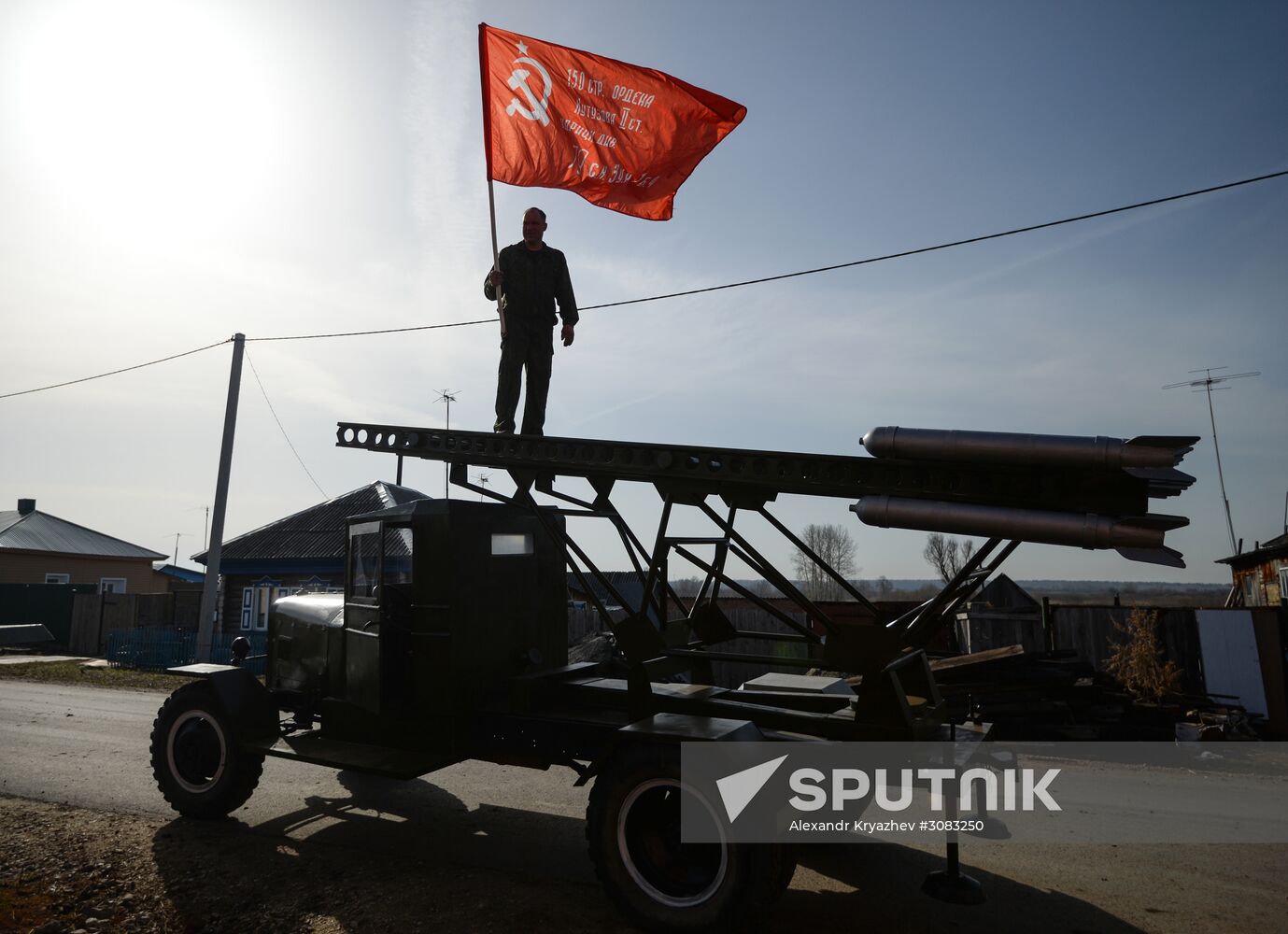 Manufacturing full-size models of WWII military vehicles in Novosibirsk Region