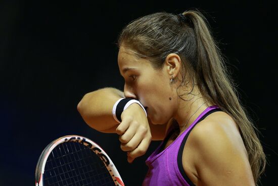 WTA Porsche Tennis Grand Prix 2017. Day Three