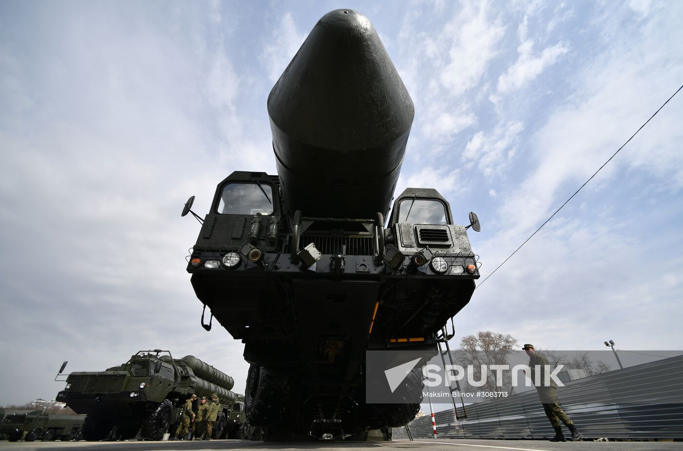 Preparing military equipment for Victory Day parade