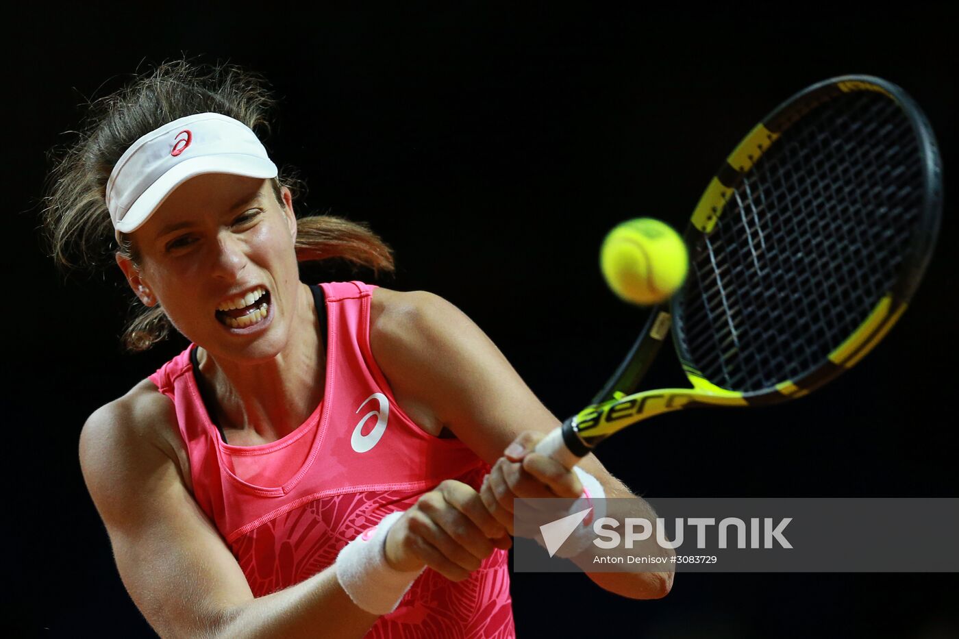 WTA Porsche Tennis Grand Prix 2017. Day Three