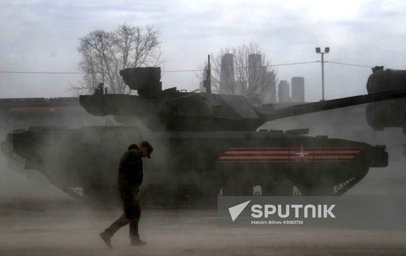 Preparing military equipment for Victory Day parade