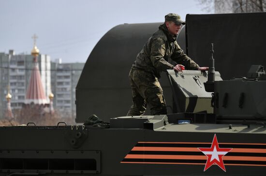 Preparing military equipment for Victory Day parade