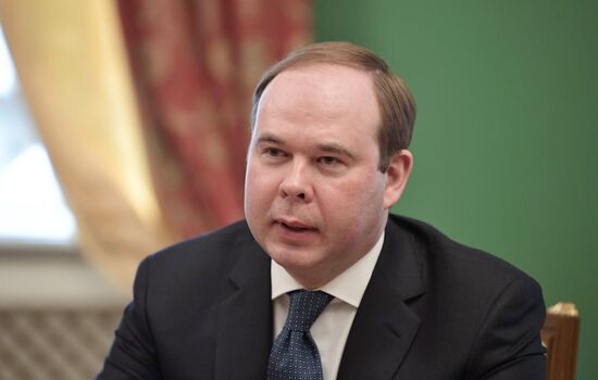 Chief of Presidential Executive Office Staff Anton Vaino meets with Director of General Office of Communist Party of China Li Zhanshu