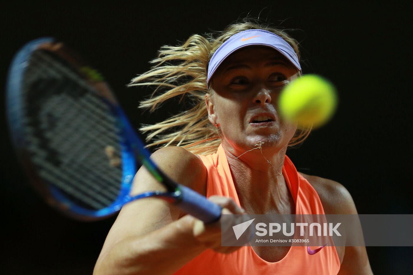WTA Porsche Tennis Grand Prix 2017. Day Three