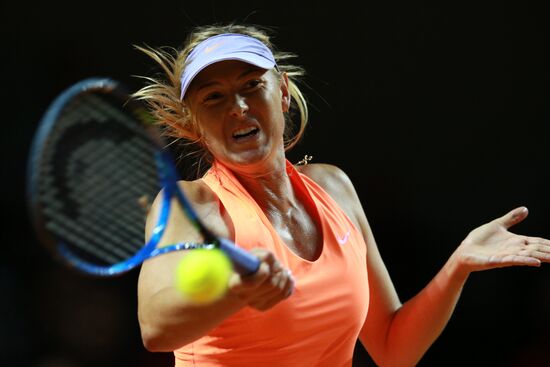 WTA Porsche Tennis Grand Prix 2017. Day Three