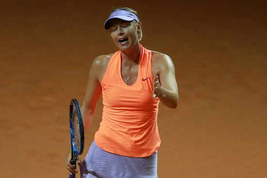 WTA Porsche Tennis Grand Prix 2017. Day Three