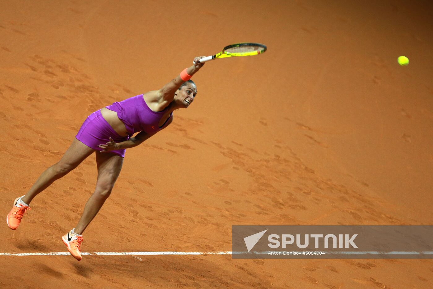 WTA Porsche Tennis Grand Prix 2017. Day Three