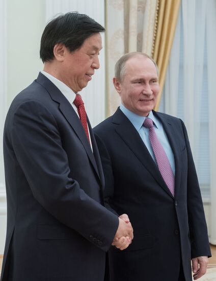 President Putin meets with Director of the General Office of the Central Committee of the Communist Party of China Li Zhanshu