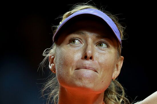 2017 WTA Porsche Tennis Grand Prix. Day Three