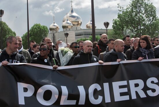 Police protests in Paris