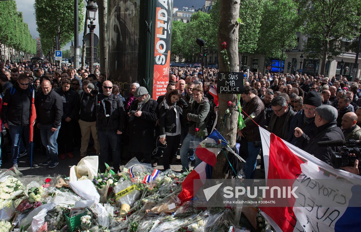 Police protests in Paris