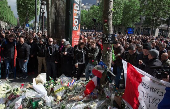 Police protests in Paris