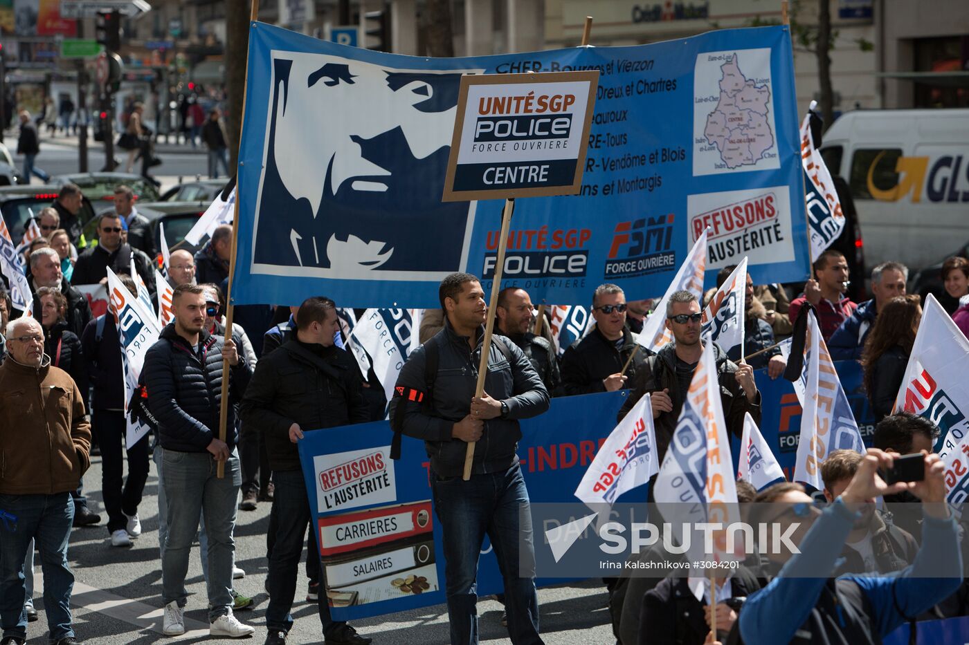 Police protests in Paris