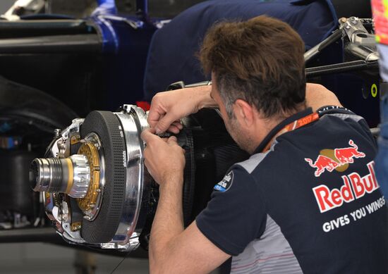 Preparations for Russian leg of Formula One World Championship circuit racing series