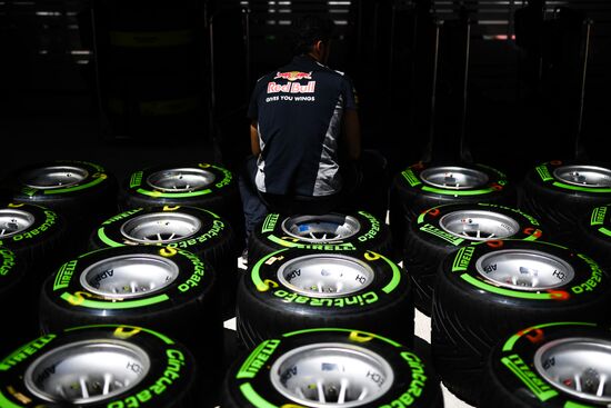 Preparations for Russian leg of Formula One World Championship circuit racing series