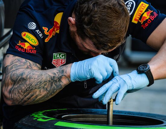 Preparations for Russian leg of Formula One World Championship circuit racing series