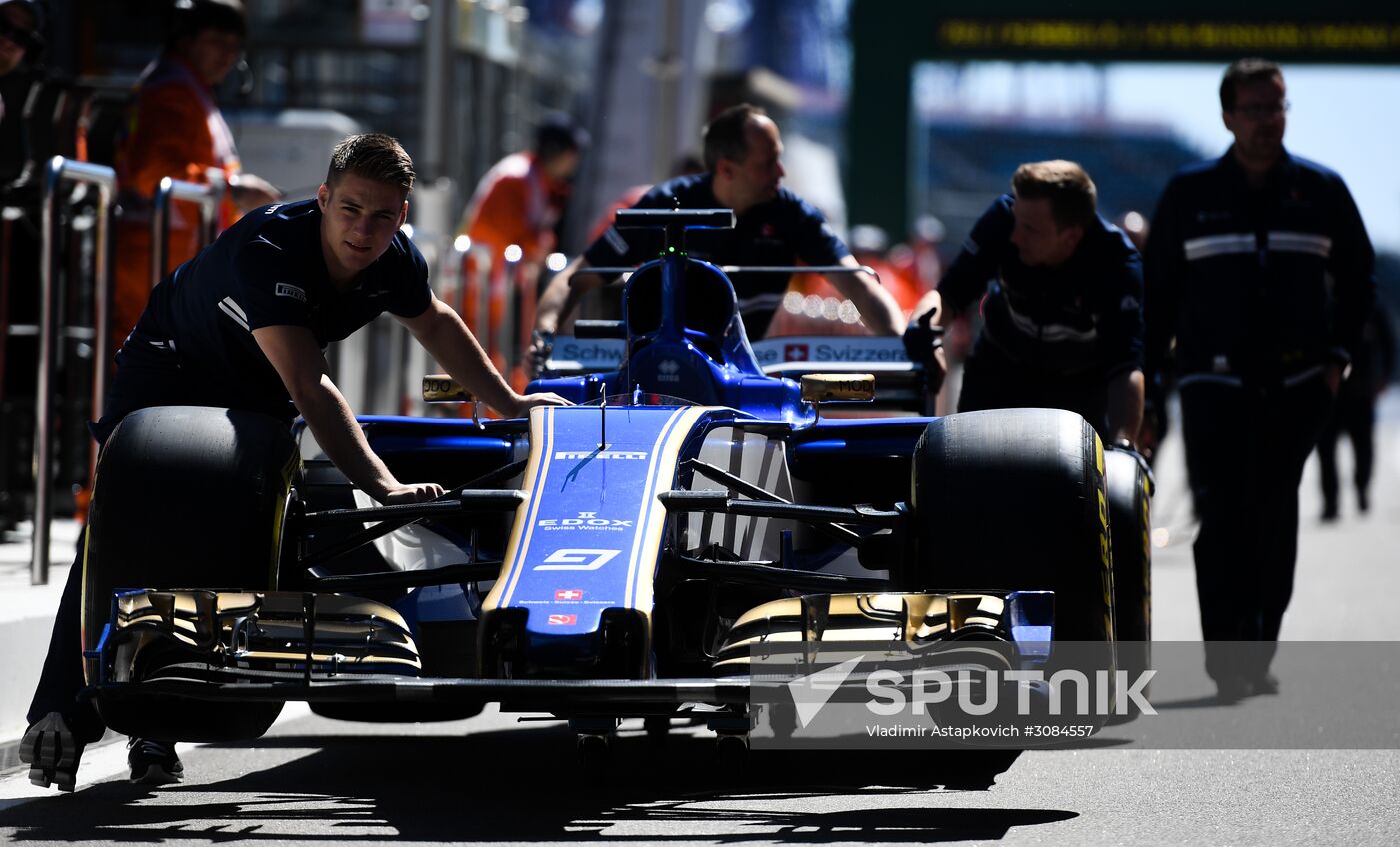 Preparations for Russian leg of Formula One World Championship circuit racing series