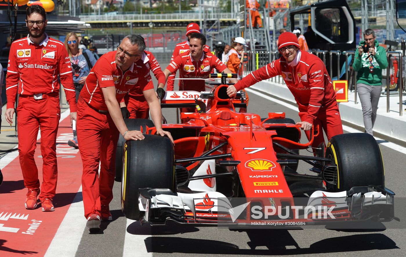 Preparations for Russian leg of Formula One World Championship circuit racing series