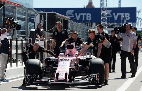 Preparations for Russian leg of Formula One World Championship circuit racing series