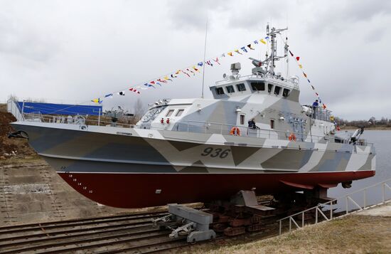 Launching Grachonok anti-terror vessel in Rybinsk
