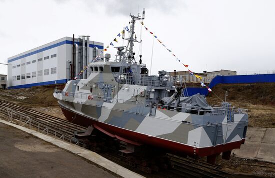 Launching Grachonok anti-terror vessel in Rybinsk