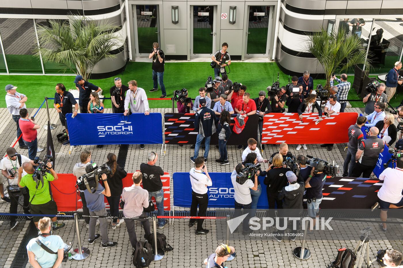 Preparations for Russian stage of F1 World Racing Championship