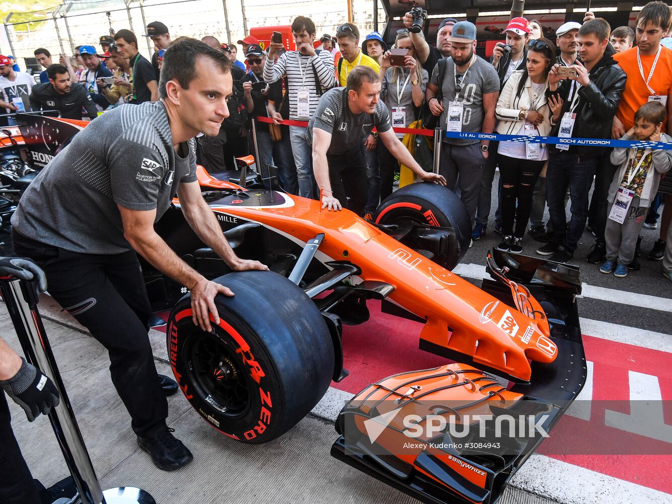 Preparations for Russian stage of Formula 1