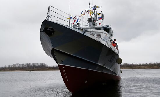 Launching Grachonok anti-terror vessel in Rybinsk