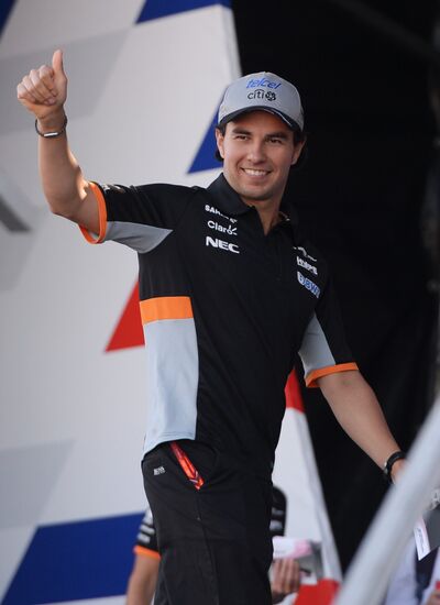 Preparations for Russian leg of Formula 1