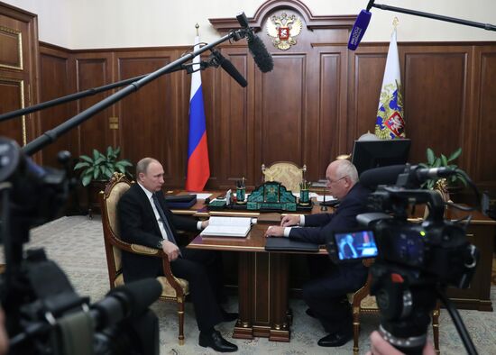President Putin meets with Rostec Corporation CEO Chemezov