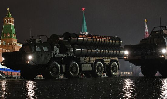 Rehearsing for Victory Day parade on Red Square