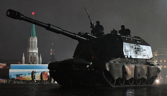 Rehearsing for Victory Day parade on Red Square