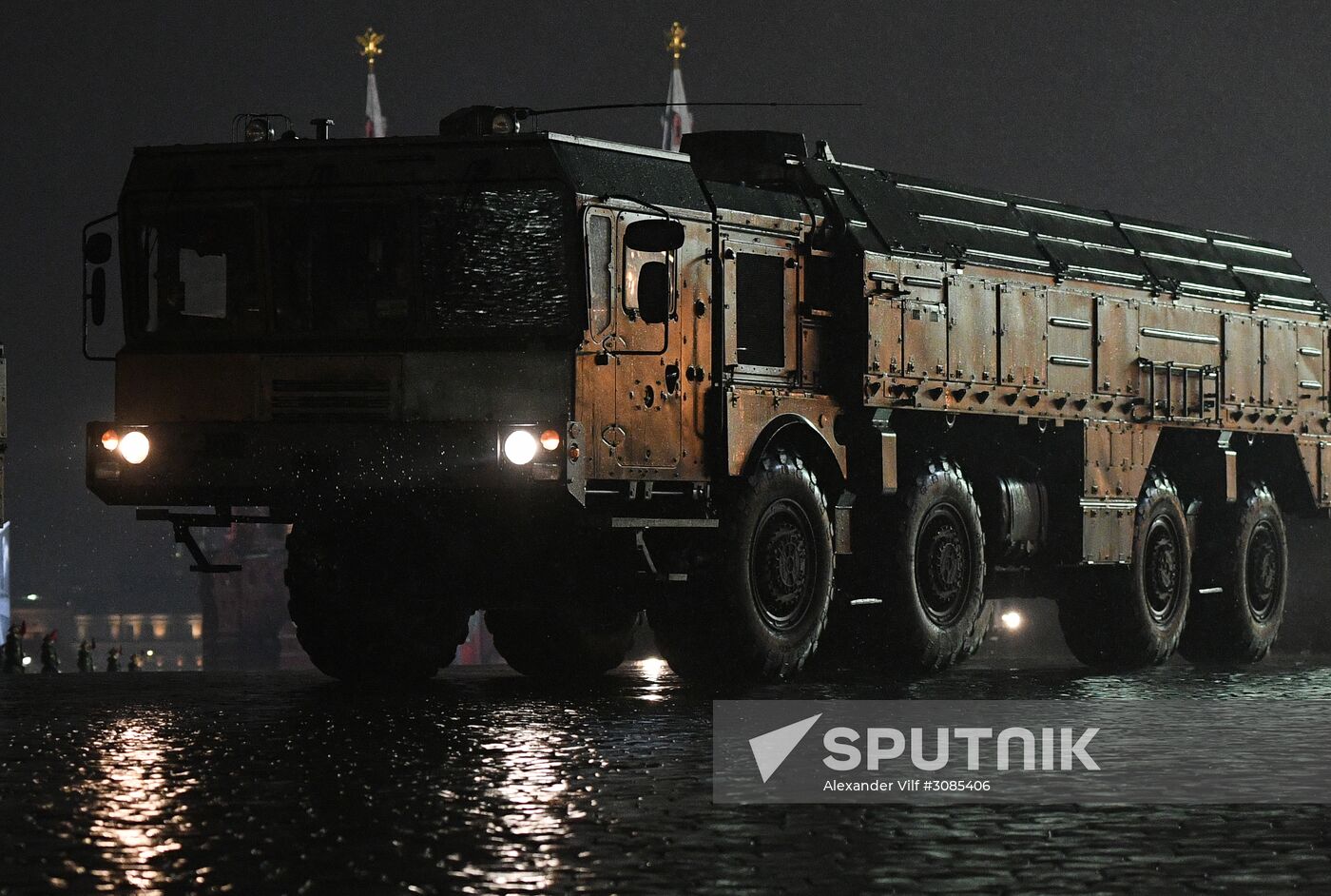 Rehearsing for Victory Day parade on Red Square
