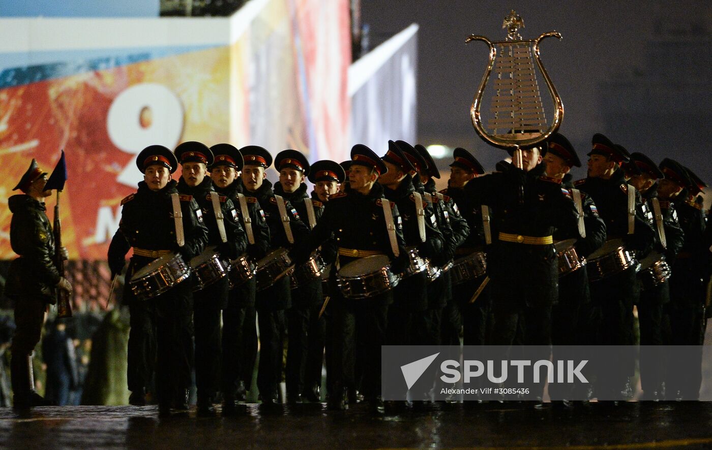 Rehearsing for Victory Day parade on Red Square
