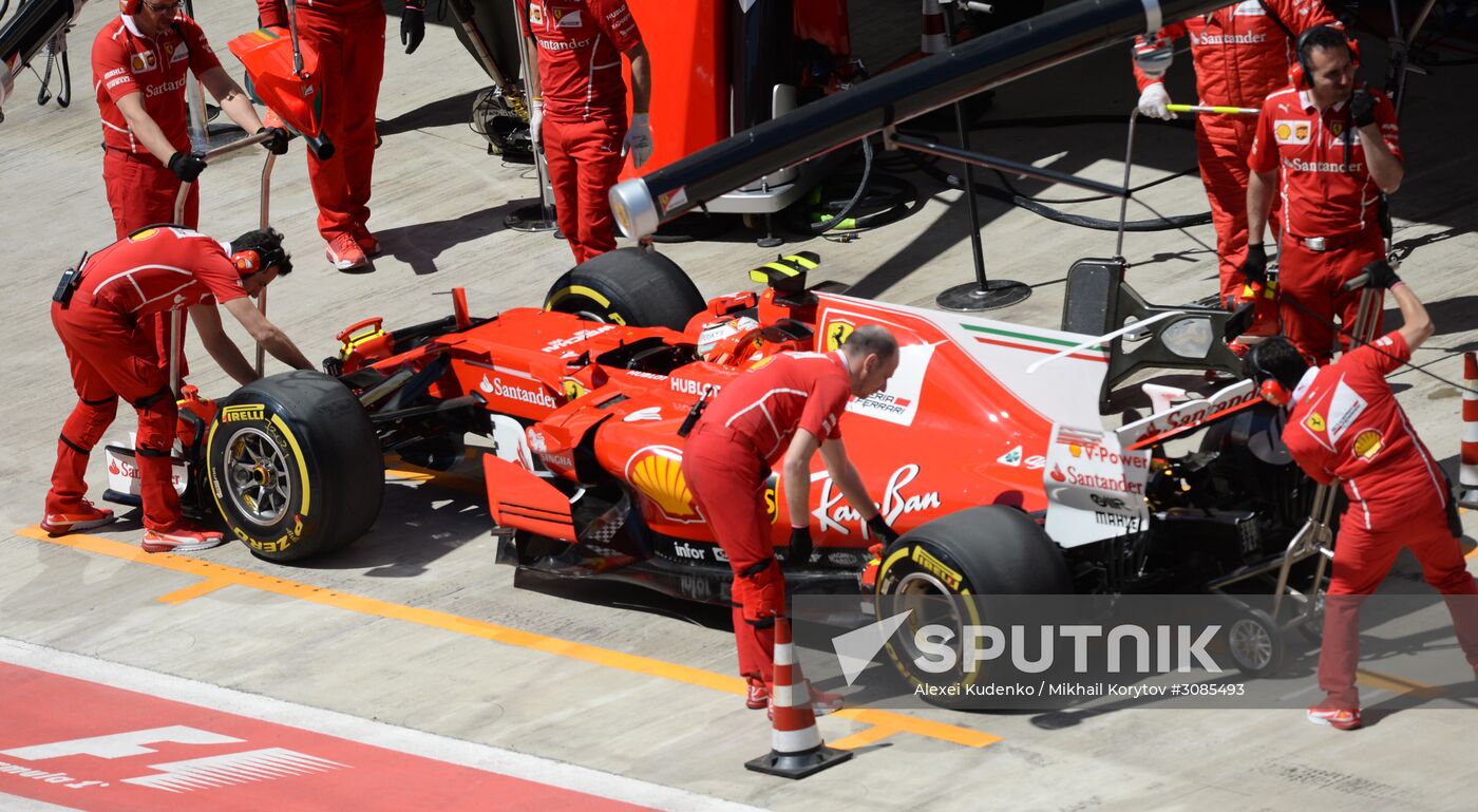 Car racing. Formula 1 Grand Prix of Russia. Free races. First session