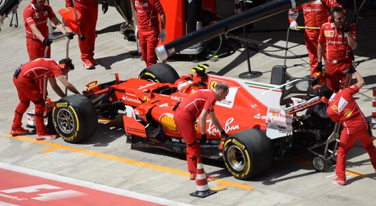Car racing. Formula 1 Grand Prix of Russia. Free races. First session