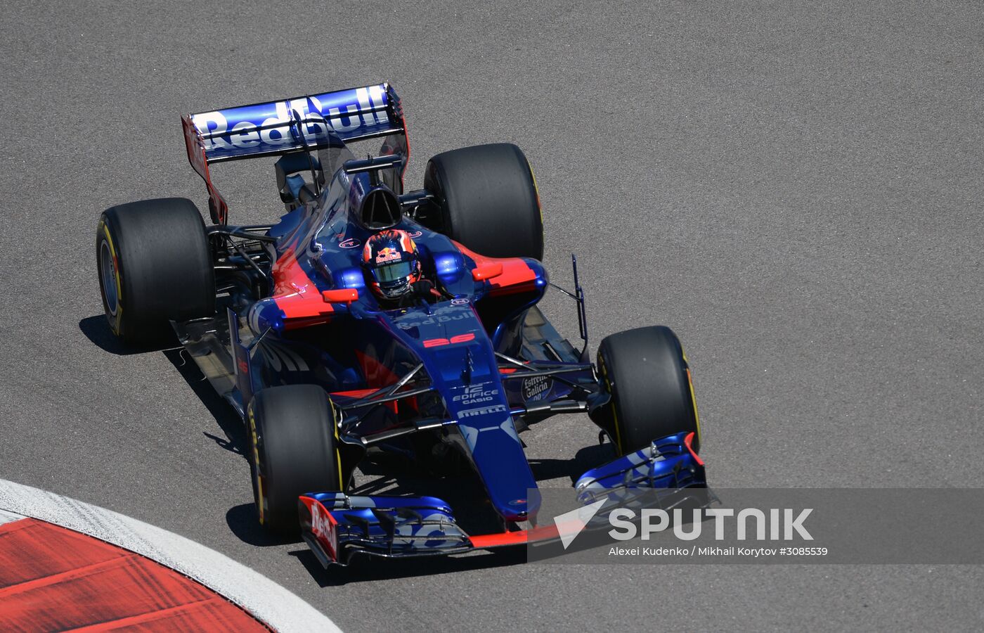 Car racing. Formula 1 Grand Prix of Russia. Free races. First session