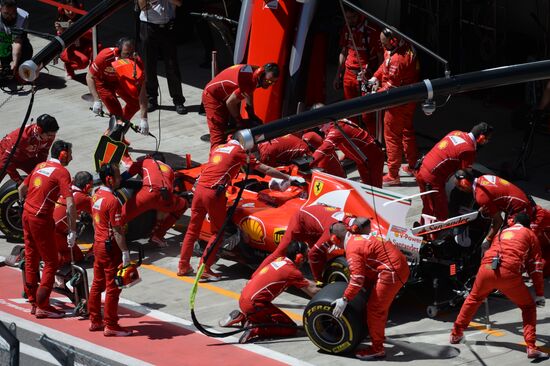 Car racing. Formula 1 Grand Prix of Russia. Free races. First session