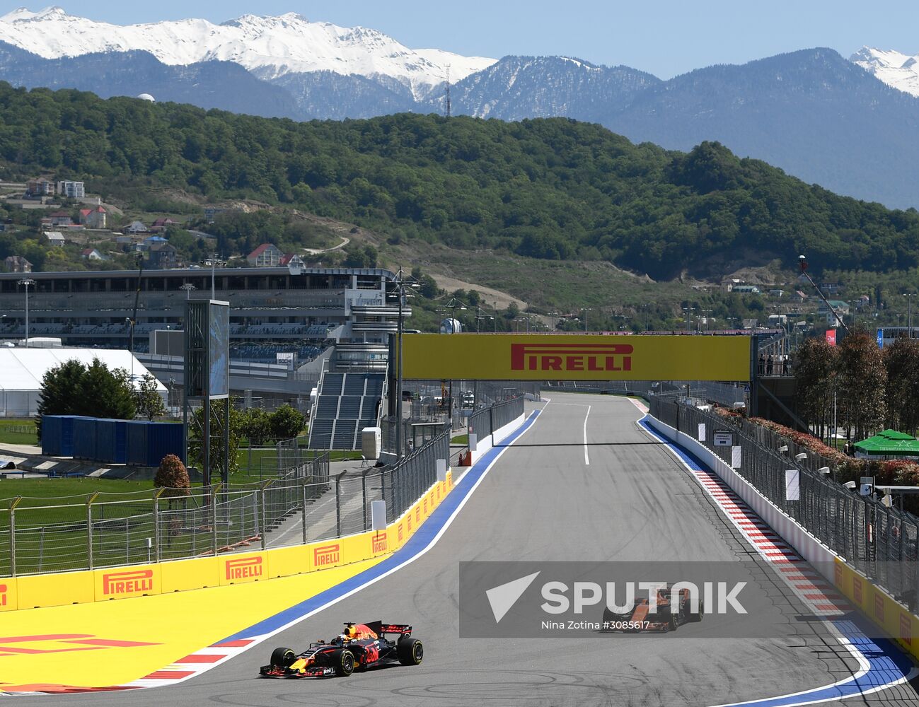 Car racing. Formula 1 Grand Prix of Russia. Free races. First session