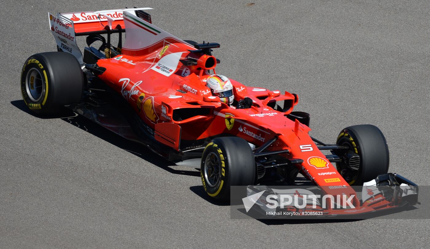 Car racing. Formula 1 Grand Prix of Russia. Free races. First session