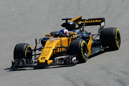 Car racing. Formula 1 Grand Prix of Russia. Free races. First session