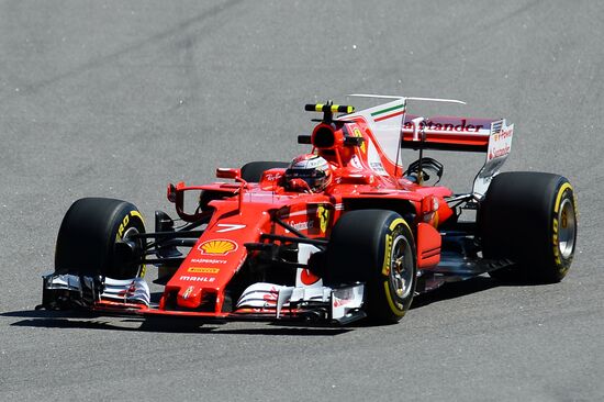 Car racing. Formula 1 Grand Prix of Russia. Free races. First session