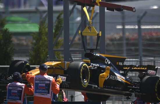 Car racing. Formula 1 Grand Prix of Russia. Free races. First session