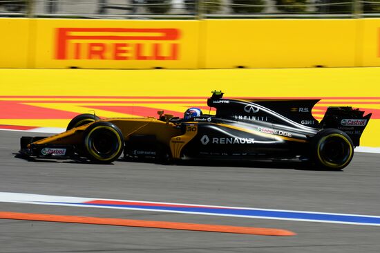 Car racing. Formula 1 Grand Prix of Russia. Free races. First session