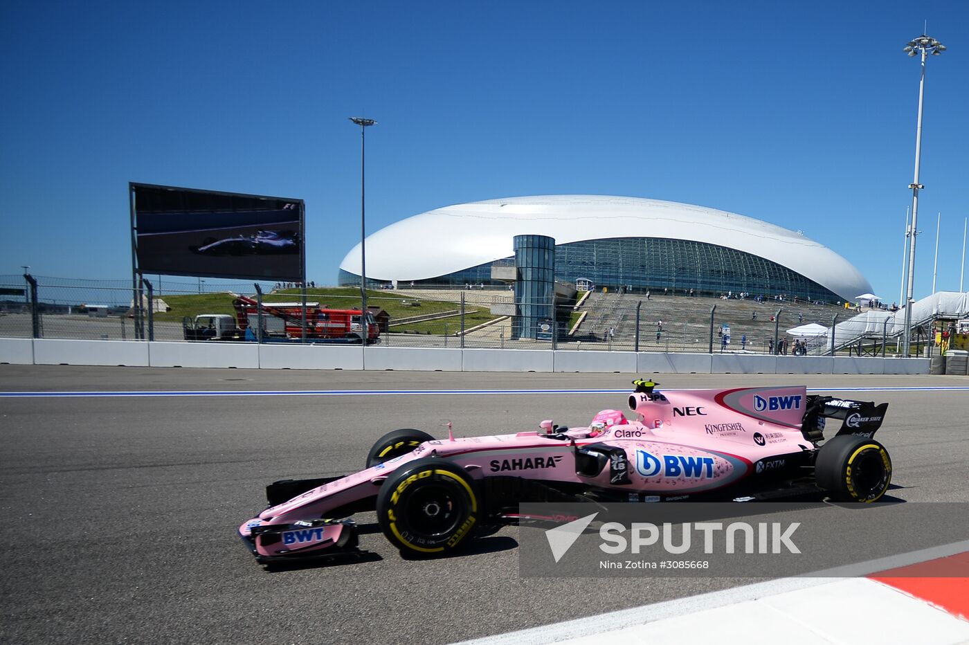 Car racing. Formula 1 Grand Prix of Russia. Free races. First session