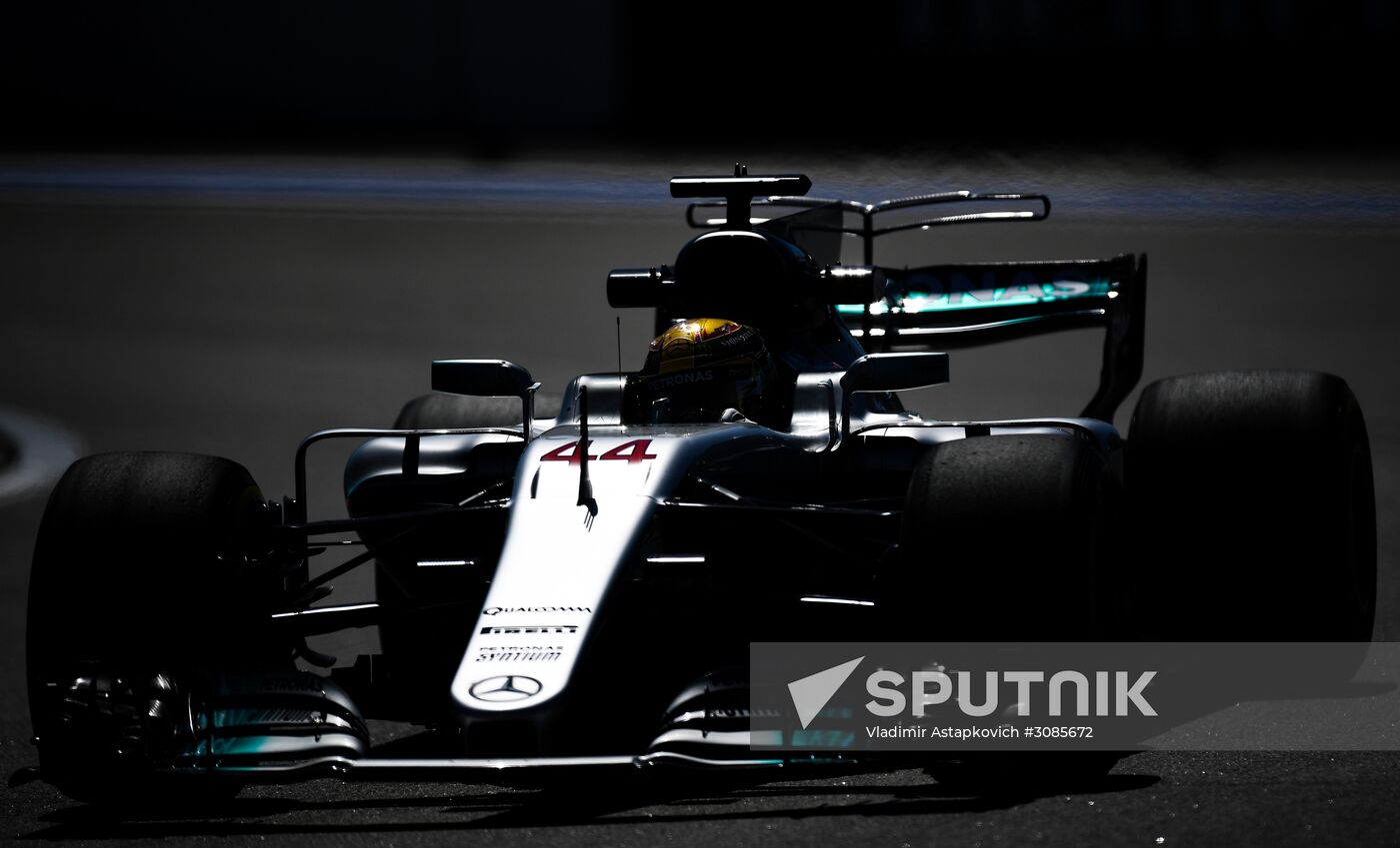 Car racing. Formula 1 Grand Prix of Russia. Free races. First session