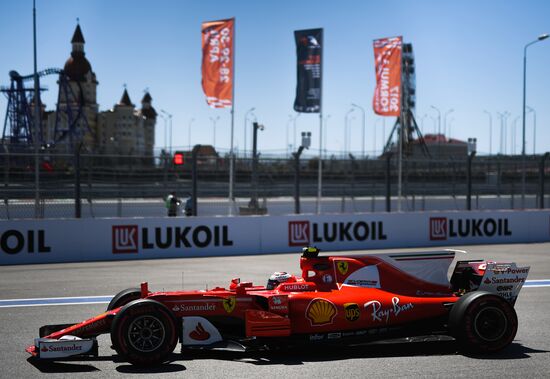 Car racing. Formula 1 Grand Prix of Russia. Free races. First session