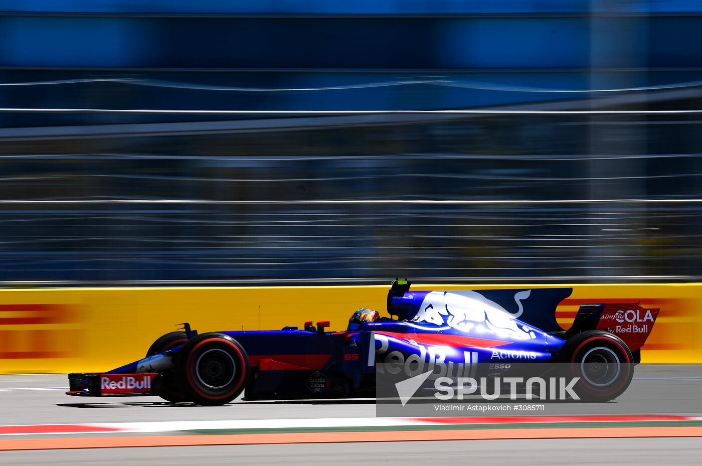 Car racing. Formula 1 Grand Prix of Russia. Free races. First session